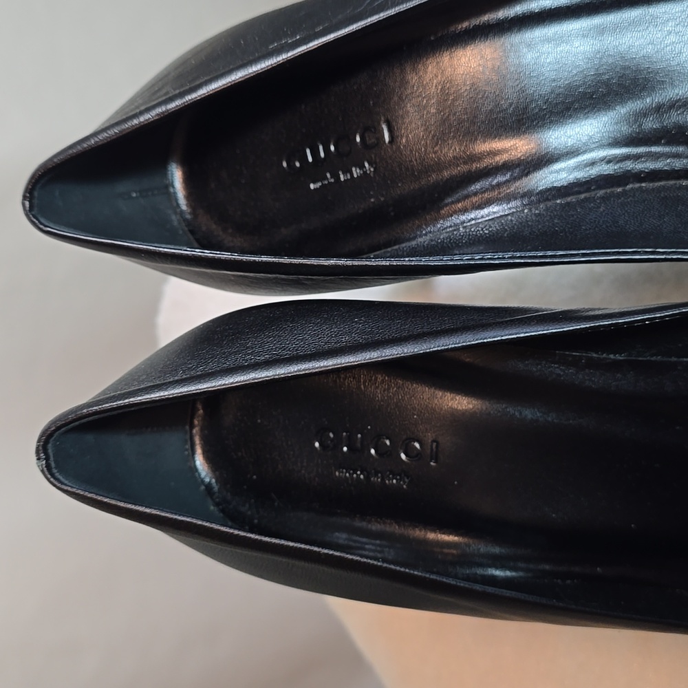 GUCCI Nappa Moorea Molaita Black Leather Pumps With Chain Detail Size 39.5 - Picture 3 of 11